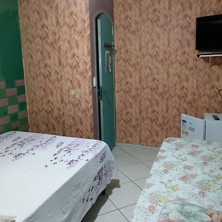 Pousada Dos Mestres Cabo Frio Esterno foto