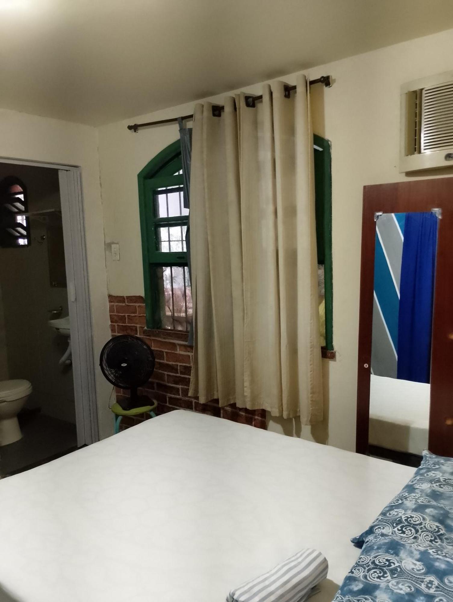 Pousada Dos Mestres Cabo Frio Esterno foto